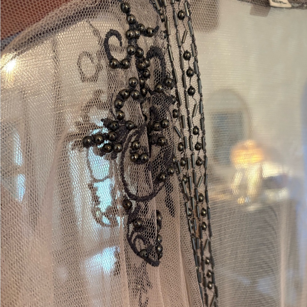 1980s–1990s vintage inspired romantic / Victorian evening wear. - Picture 4 of 4
